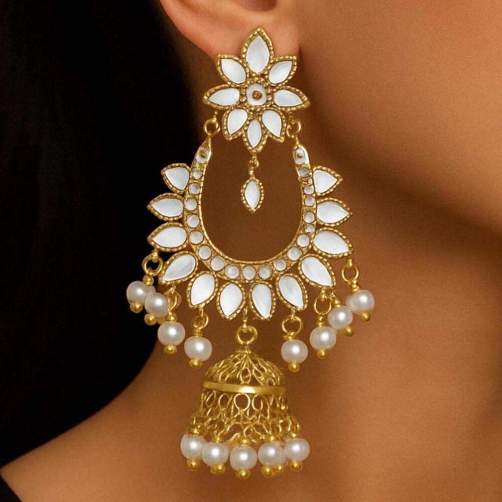 Brand new gold dangle earrings